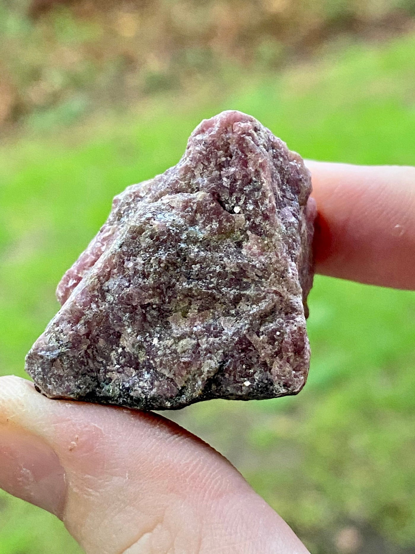 Rhodonite Raw