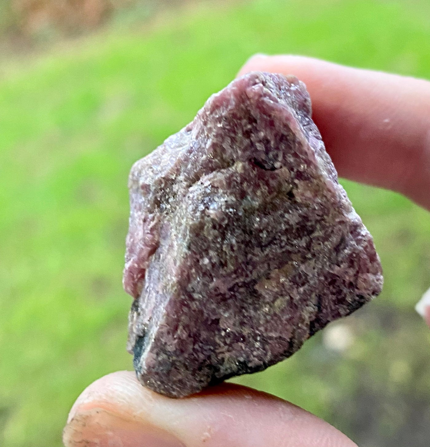 Rhodonite Raw