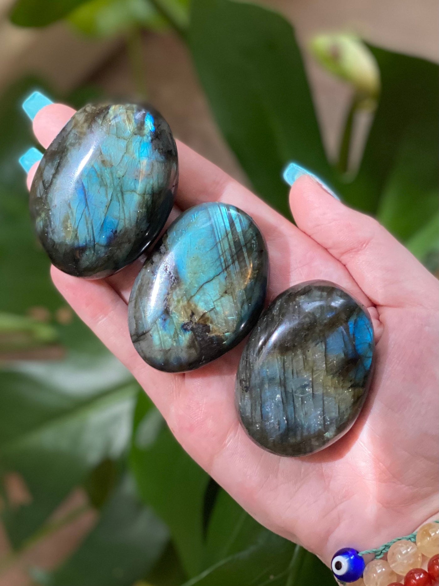 Labradorite Palmstone