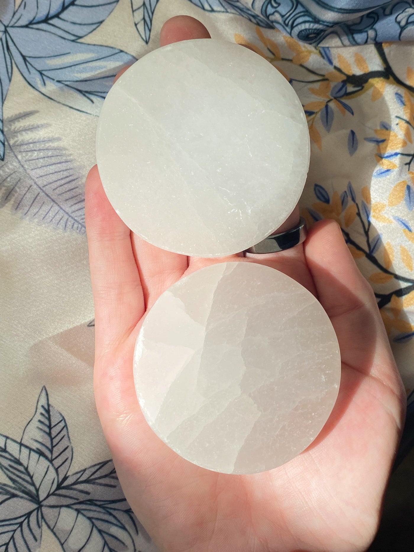 Selenite Charging Plate